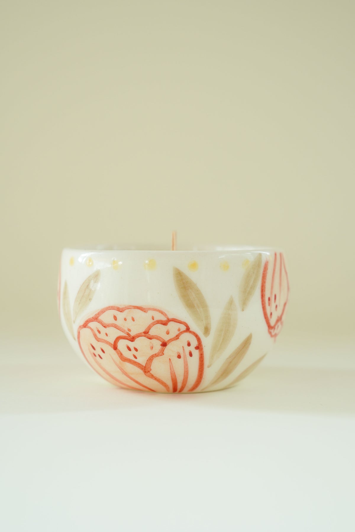 Set de Regalo Intención: Vela Aromática en Cerámica + Apaga Velas Ritual