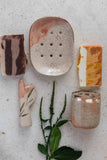 Set Madres de la Tierra: Vela de Soya + Apaga Velas + Jabonera + 2 Jabones