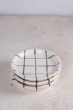 Plato Base con Pestaña Rayones Cuadros 12 cm