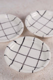 Plato Base con Pestaña Rayones Cuadros 12 cm